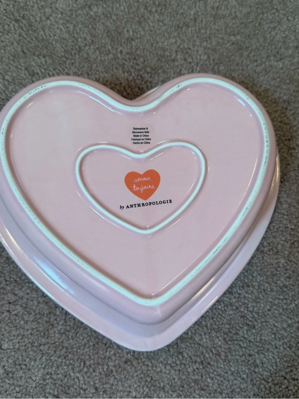New Anthropologie amour Heart-Shaped Pink pie dish stoneware